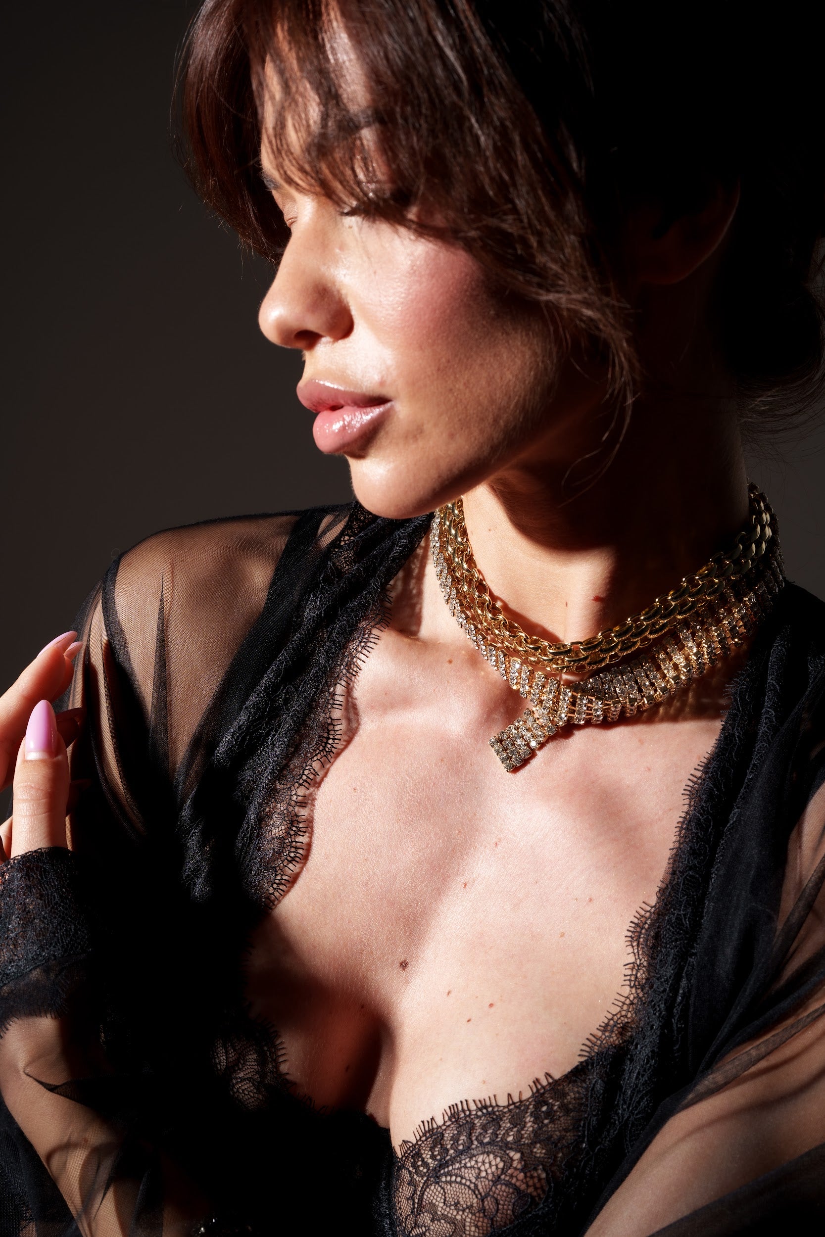 Royal tulle lace midi robe with a bow