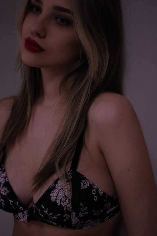 Black Lace Bralette With Flowers